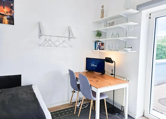 Zwei Apartments Fuer Gruppen - Phantasialand, Koeln, Bonn