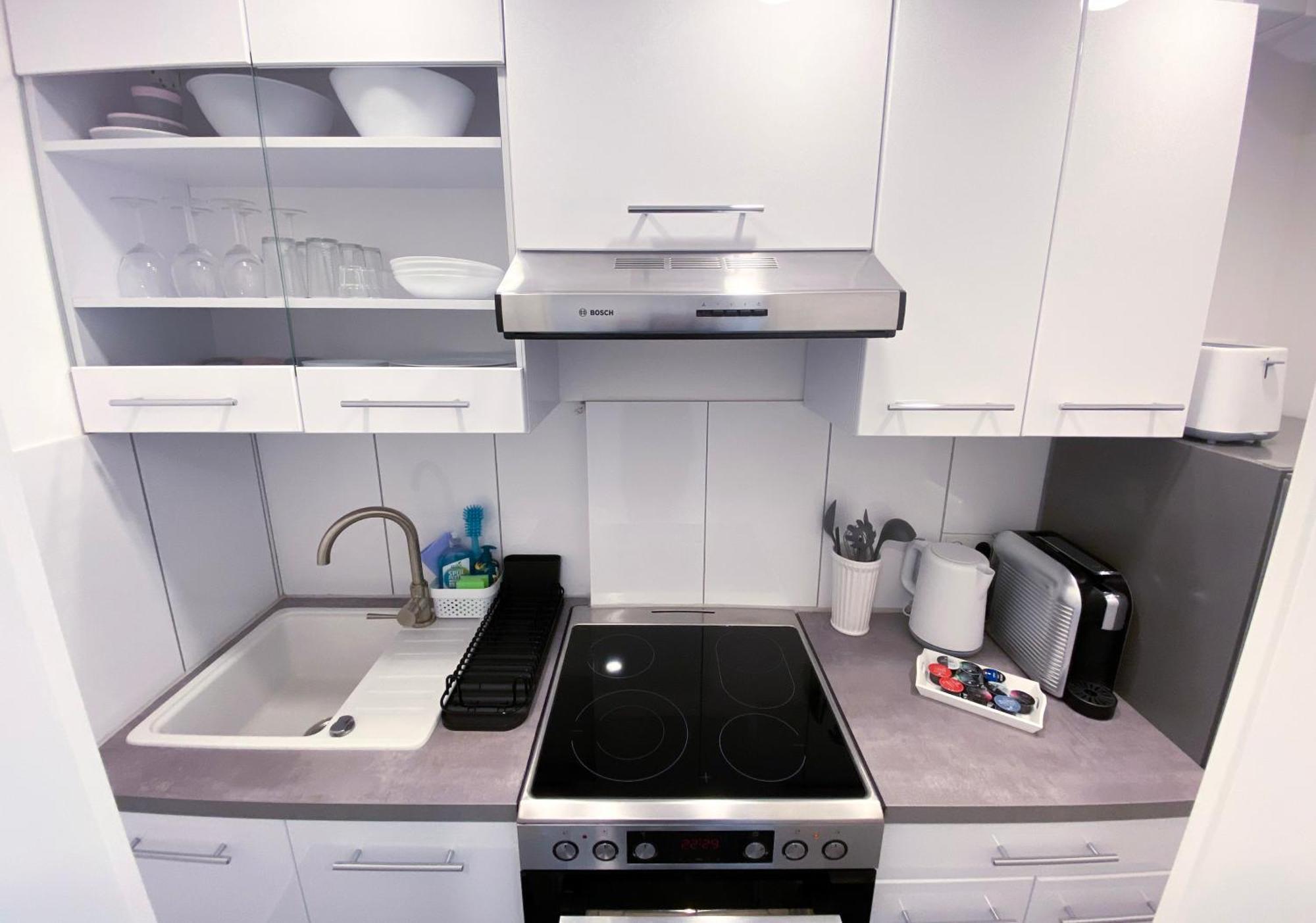 Zwei Fuer Gruppen - Phantasialand, Koeln, Bonn Apartment Bruehl (Rhineland)