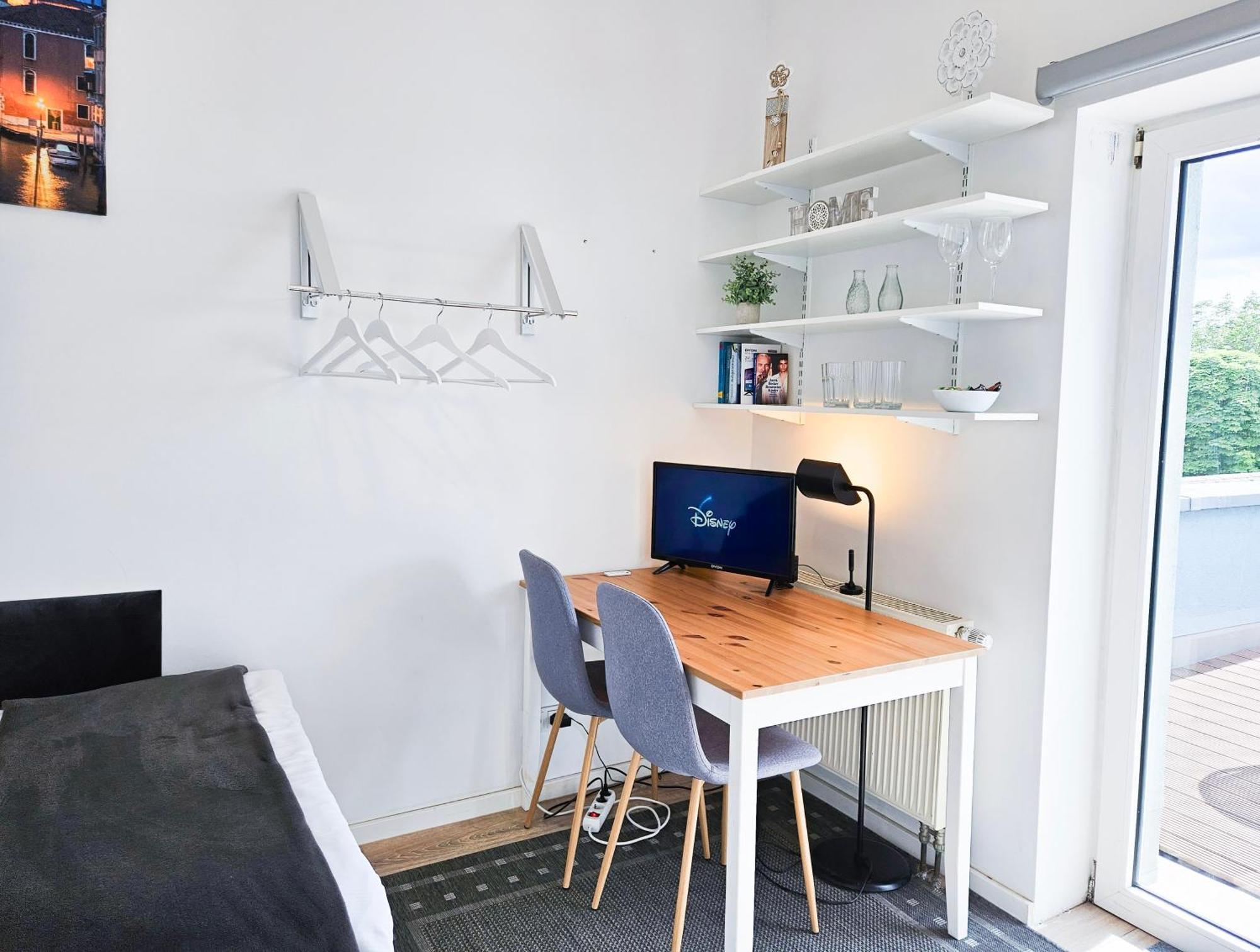 Zwei Fuer Gruppen - Phantasialand, Koeln, Bonn Apartment Bruehl (Rhineland)